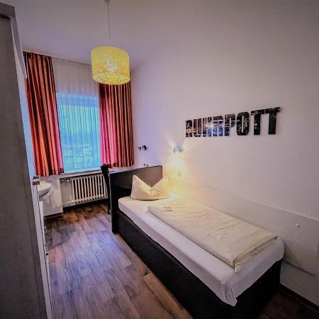 Arena Hotel Гельзенкирхен Экстерьер фото