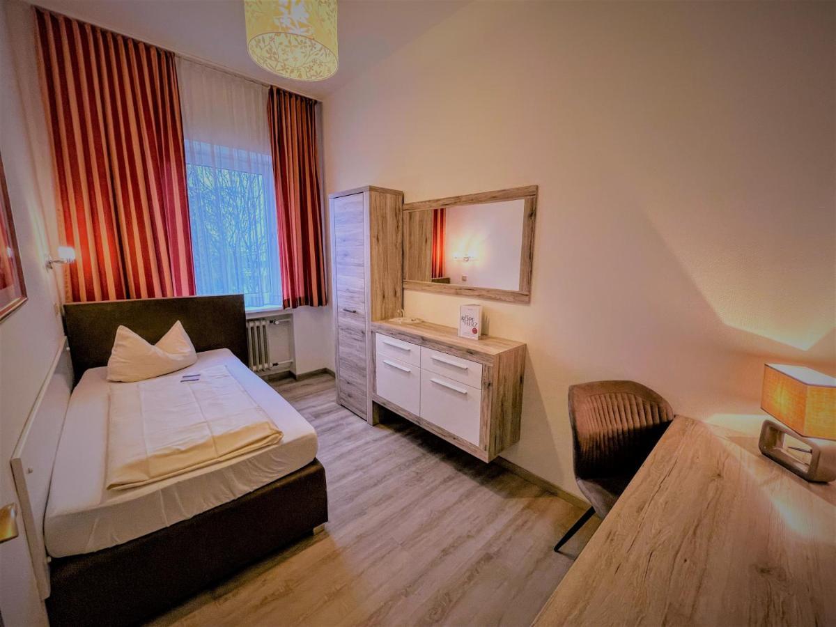 Arena Hotel Гельзенкирхен Экстерьер фото